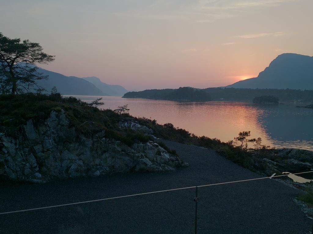 Ropeid Villa Fjordferie Exteriör bild